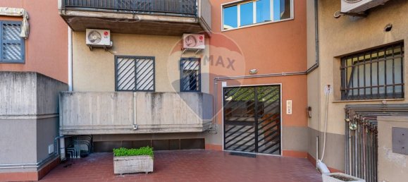 2 Schlafzimmer Wohnung in Catania, Italy, Nr. 347179 7