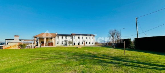 3 bedrooms House in Noventa Vicentina, Italy No. 109870 21