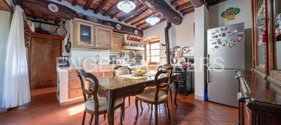 4 bedrooms House in Passignano sul Trasimeno, Italy No. 127803 13