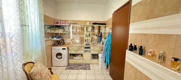 2 Schlafzimmer Wohnung in Cuveglio, Italy, Nr. 222819 13