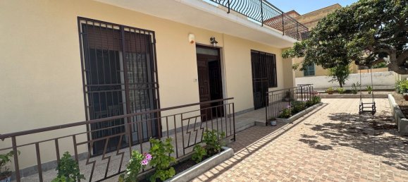 6 rooms Villa in Syracuse, Italy No. 247166 10