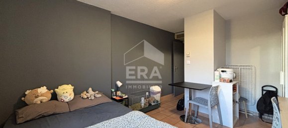 Studio in Avignon, France No. 324011 4