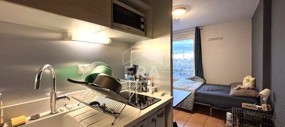 Studio in Avignon, France No. 324011 5