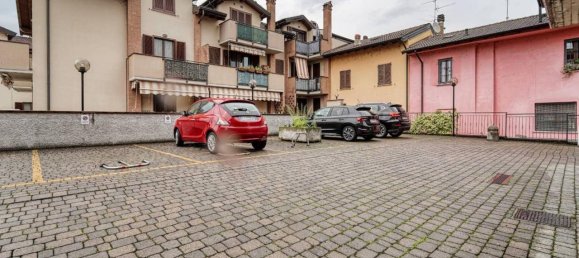 Studio in Borgo San Giovanni, Italy No. 114176 17