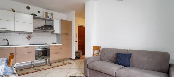 Studio in Borgo San Giovanni, Italy No. 114176 6