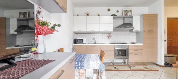 Studio in Borgo San Giovanni, Italy No. 114176 7