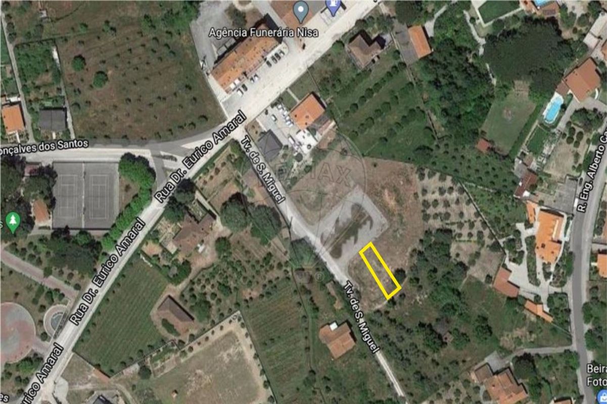 93m² Land in Nelas, Portugal No. 39388