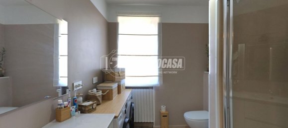 3-salle Appartement à Carmagnola, Italy No. 305171 23