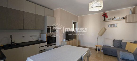 3-salle Appartement à Carmagnola, Italy No. 305171 2