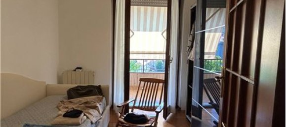 Apartamento de 3 dormitorios en Entratico, Italy No. 294261 9