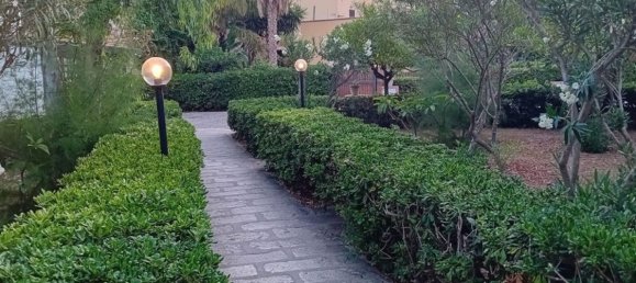 4 bedrooms Apartment in Bagheria, Italy No. 348540 2