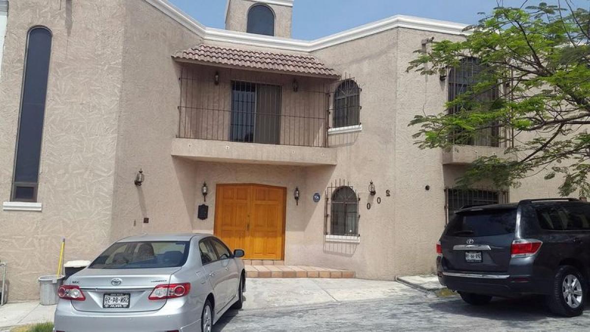 Casa de 3 dormitorios en Nuevo León, Mexico No. 154334