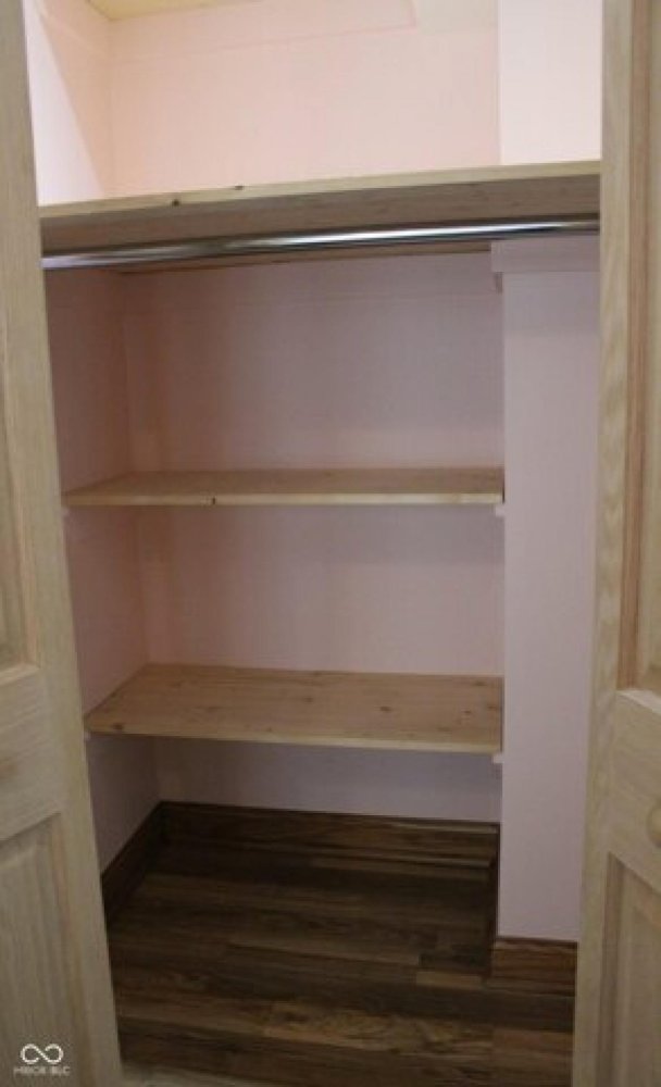 5 bedrooms House in Bloomingdale, USA No. 377924