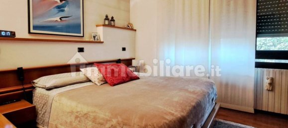 2 bedrooms Penthouse in Monza, Italy No. 186052 10
