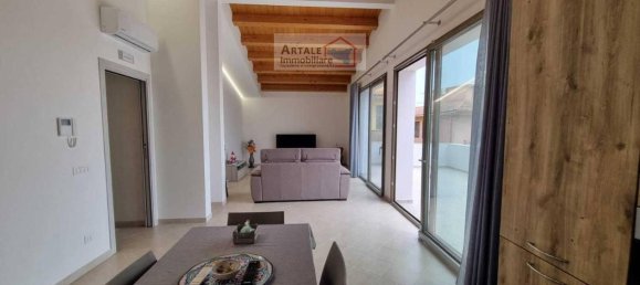 Ático de 4 habitaciónes en Avola, Italy No. 26067 26