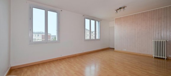 Квартира с 3 спальнями в Сен-Жан-Де-Ла-Руэль, Франция № 46646 2