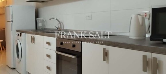 2 bedrooms Apartment in Sliema, Malta No. 11327 2