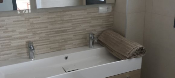 Villa de 4 dormitorios en La Nucia, Spain No. 4463 28