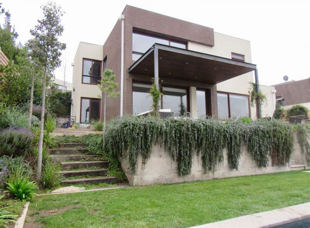 3 bedrooms House in Santiago, Chile No. 1822