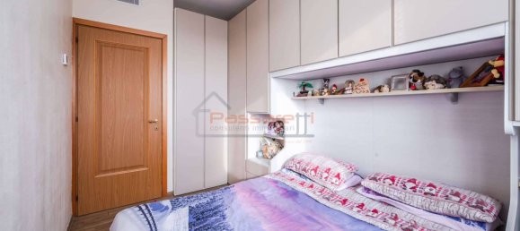 2 bedrooms Apartment in Milan, Italy No. 317929 24