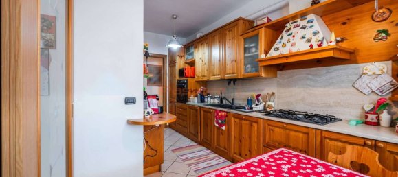 2 bedrooms Apartment in Milan, Italy No. 317929 19