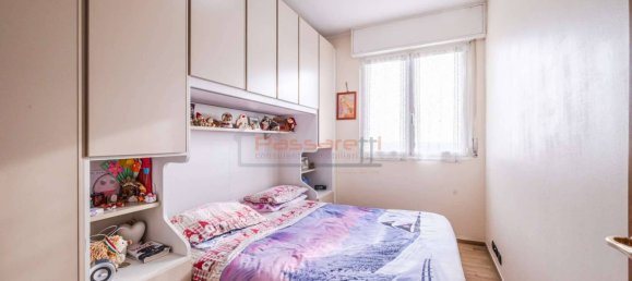 2 bedrooms Apartment in Milan, Italy No. 317929 26