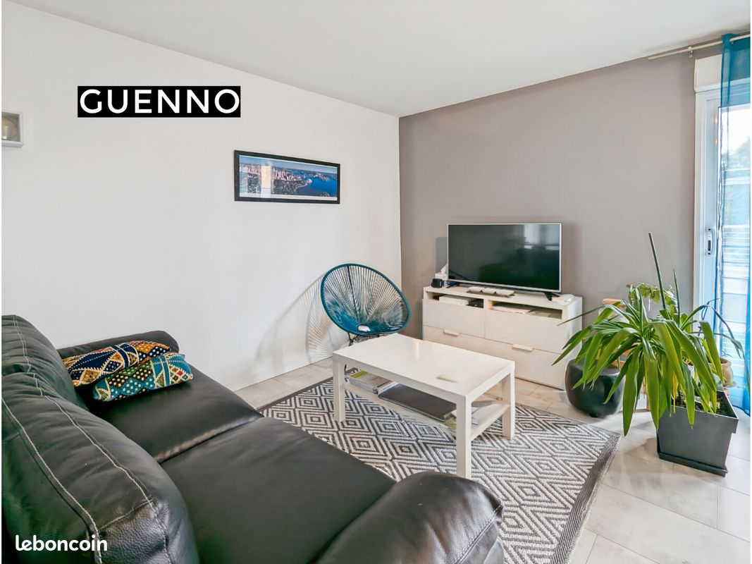 2 chambres Appartement à Thorigné-Fouillard, France No. 324448