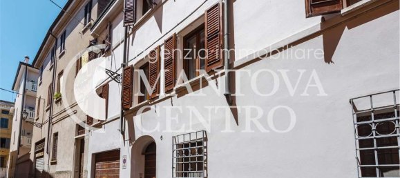 Дом с 10 спальнями в Мантуя, Италия № 363431 32