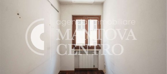 Дом с 10 спальнями в Мантуя, Италия № 363431 28