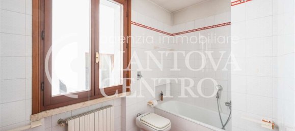 Дом с 10 спальнями в Мантуя, Италия № 363431 30