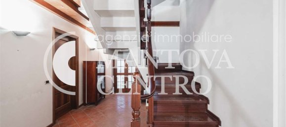 Дом с 10 спальнями в Мантуя, Италия № 363431 4