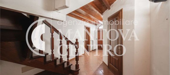 Дом с 10 спальнями в Мантуя, Италия № 363431 6