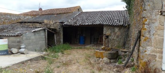 Studio in Deux-Sevres, France, Nr. 307700 4