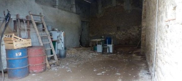 Studio in Deux-Sevres, France, Nr. 307700 7