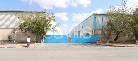 Lagerhaus in Sharjah Industrial Area, UAE 891.9m², Nr. 15034 15