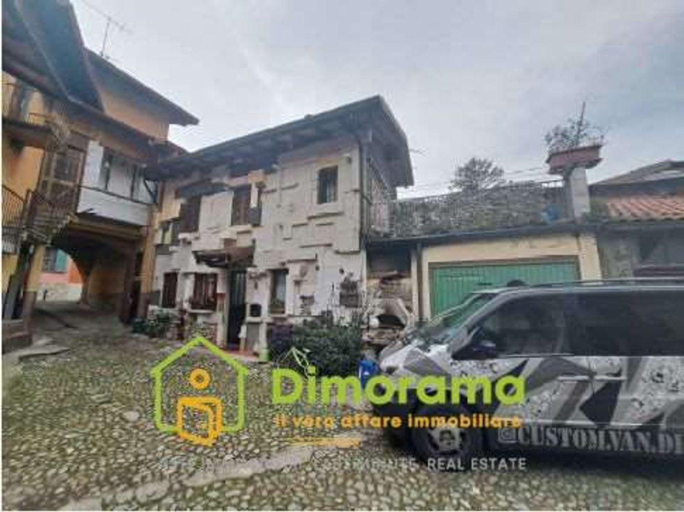 4 rooms Apartment in Brenta, Italy No. 283226