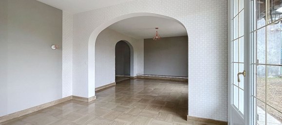 Villa de 2 dormitorios en Blere, France No. 159111 6