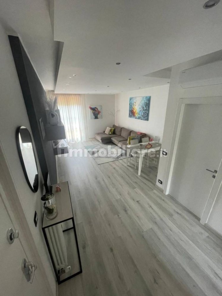 Apartamento T2 em Reggio Emilia, Italy N.º 251845