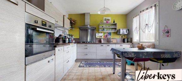 4 Schlafzimmer Haus in Isere, France, Nr. 302776 11