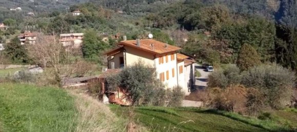 3 chambres Maison à Montecatini Terme, Italy No. 130289 2