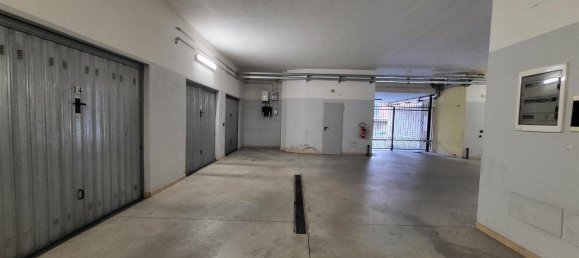 3 rooms Apartment in Luzzi, Italy No. 117622 3