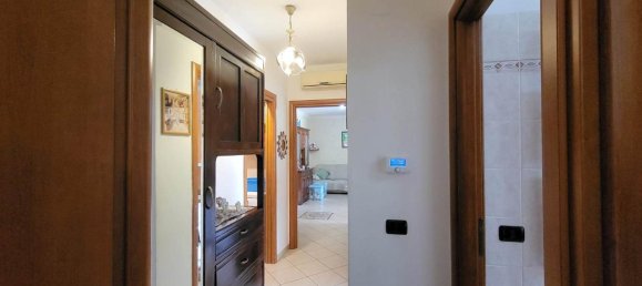 3 rooms Apartment in Luzzi, Italy No. 117622 23