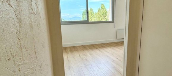 Studio in Mandelieu-la-Napoule, France No. 330072 2