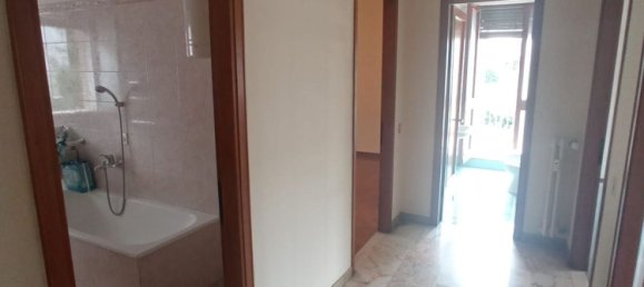5 bedrooms Apartment in Padua, Italy No. 378071 4