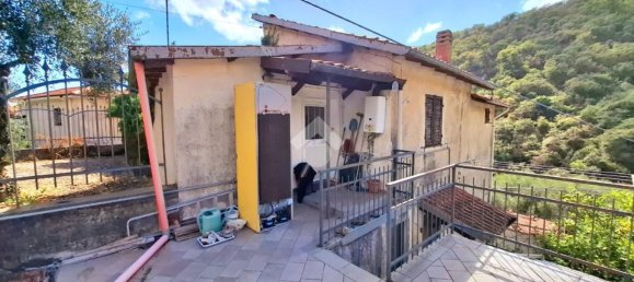 3 bedrooms Apartment in San Bartolomeo al Mare, Italy No. 348279 3