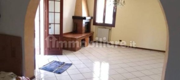 2 Schlafzimmer Haus in Due Carrare, Italy, Nr. 78980 2