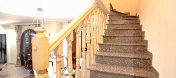 Дом с 6 комнатами в Кальчиная, Италия № 18272 16