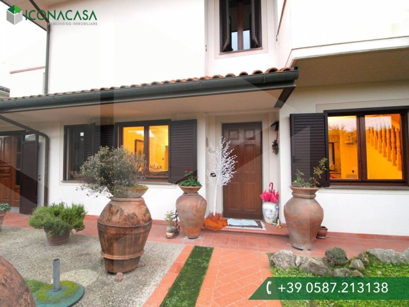 Дом с 6 комнатами в Кальчиная, Италия № 18272