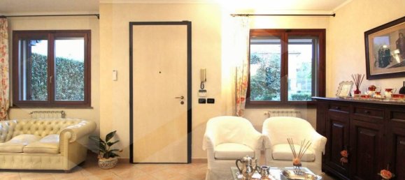 Дом с 6 комнатами в Кальчиная, Италия № 18272 36