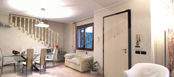 Дом с 6 комнатами в Кальчиная, Италия № 18272 32